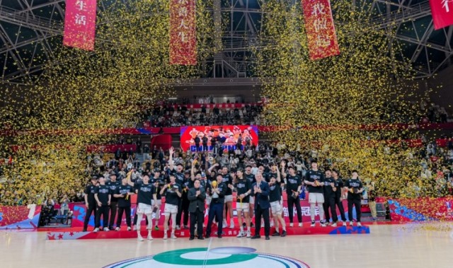 不败金身夺冠！上海男篮杯赛7战7捷 连克山西、北京、新疆等强敌