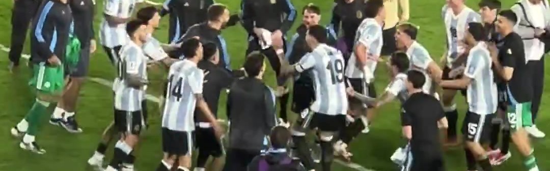 气氛搞起来！阿根廷球员赛后集体跳舞欢庆胜利