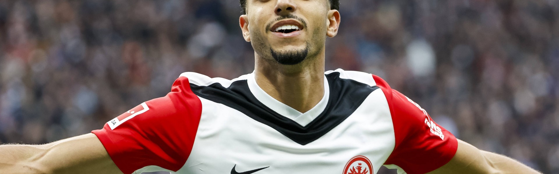 罗马诺：曼城相信下周可以完成马尔穆什交易，即将送出正式报价